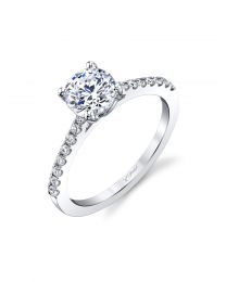 Classic Design Engagement Ring